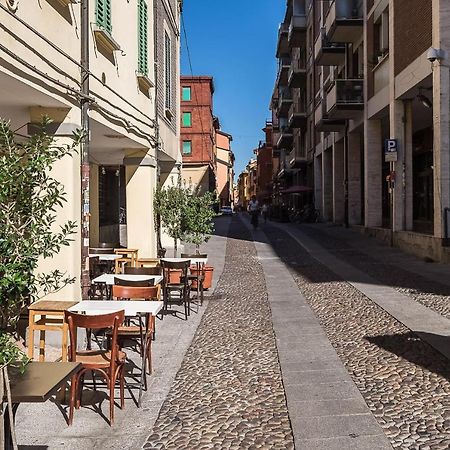 Pratello Suite Apartment Bologna Exterior photo